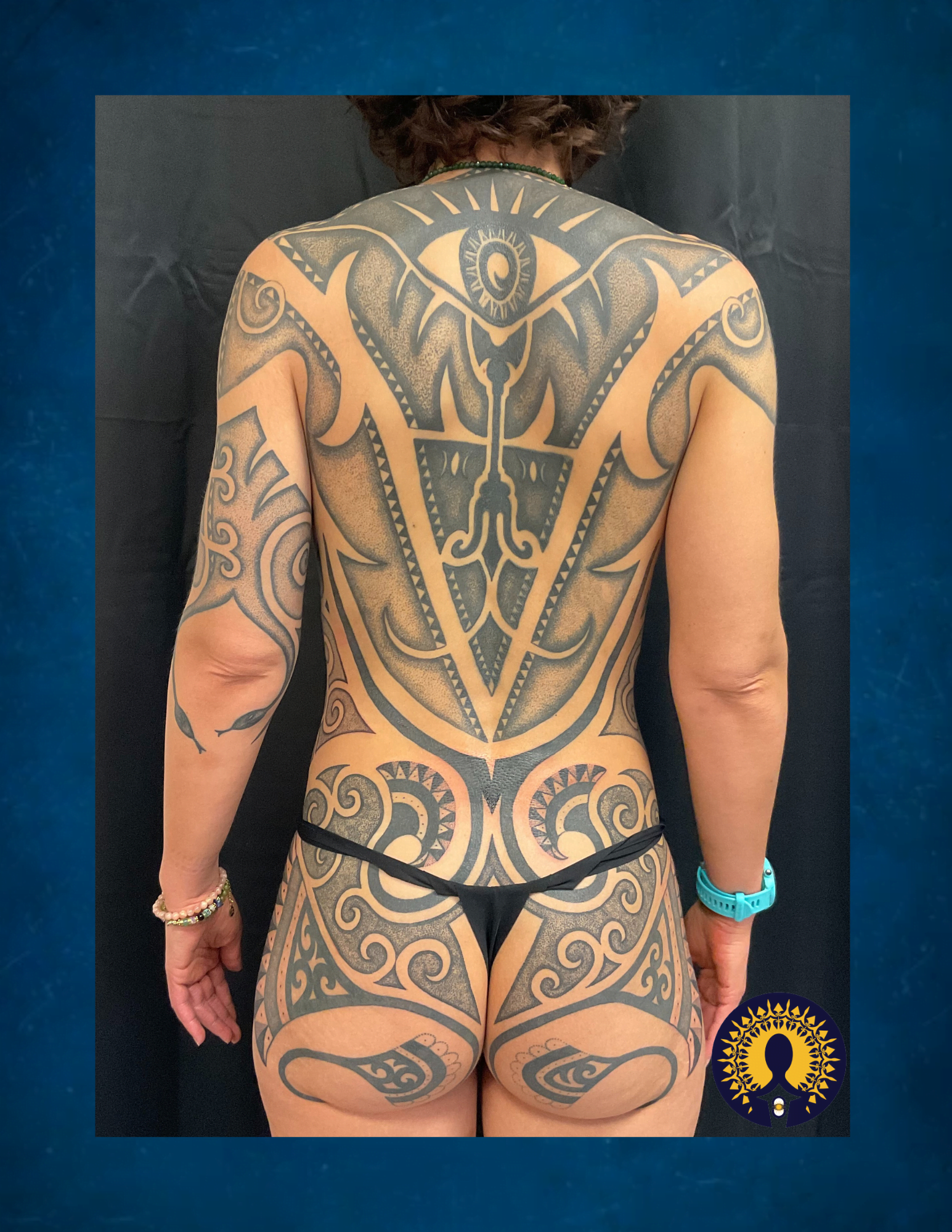 tatouage corps complet femme body suit